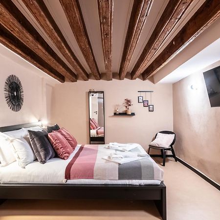 Апартаменты Giano Host - San Bernardo Генуя Экстерьер фото